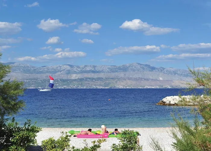 Awesome In Nerezisca With Wifi *